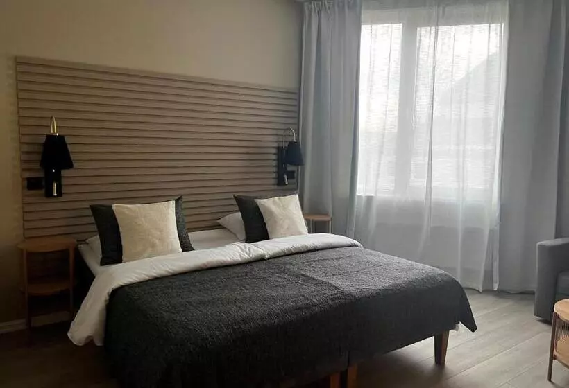 Moss Hotel & Apartments