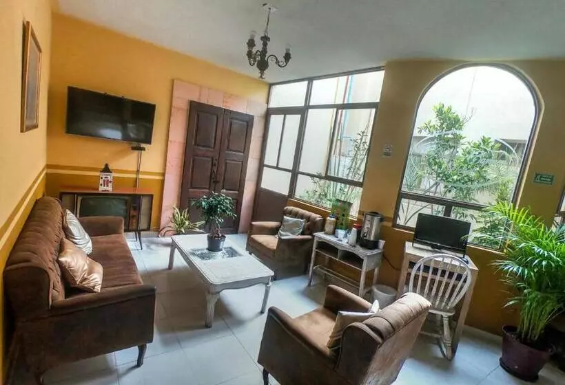 هتل Posada Del Carmen