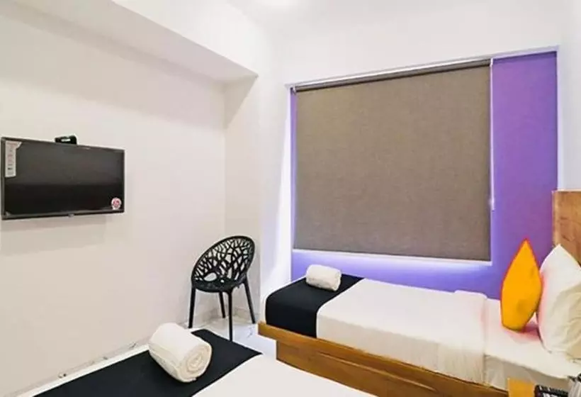 Fabhotel Gazelle Inn I