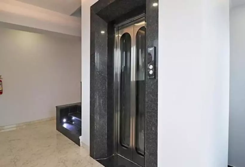 Fabhotel Gazelle Inn I