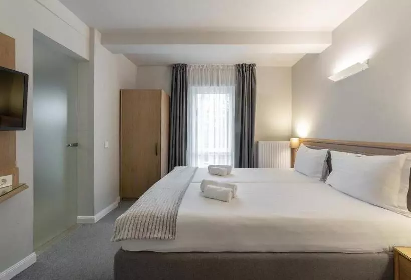 Hotelli Eden 5