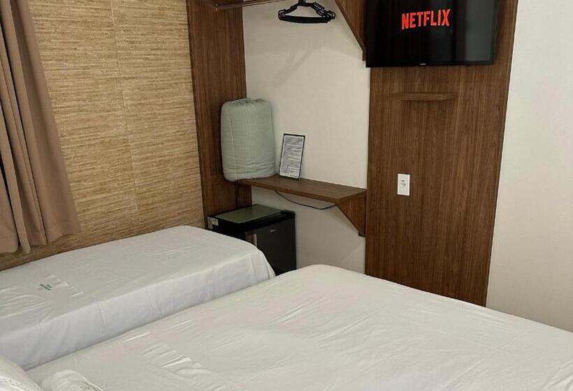 הוסטל Ancoradouro Pousada