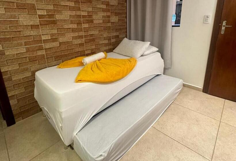 הוסטל Ancoradouro Pousada