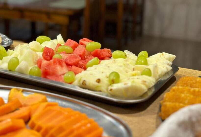 הוסטל Ancoradouro Pousada