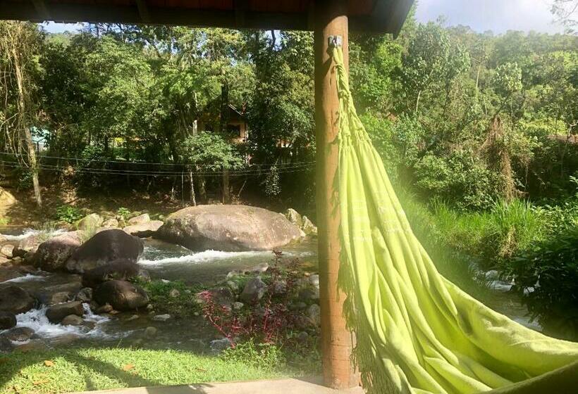 בית מלון כפרי Magia Da Montanha Vista Para O Rio