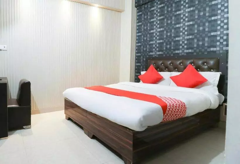 هتل Oyo 39859 Shiv Ganga Inn