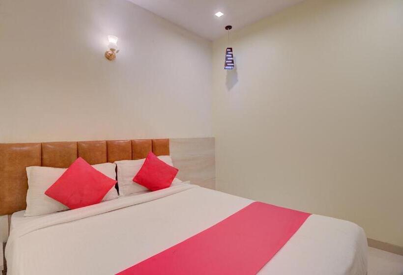 酒店 Oyo 39859 Shiv Ganga Inn