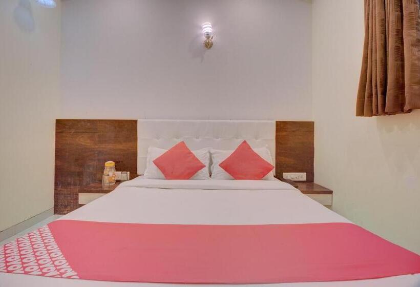 酒店 Oyo 39859 Shiv Ganga Inn