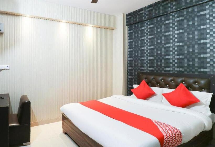 酒店 Oyo 39859 Shiv Ganga Inn