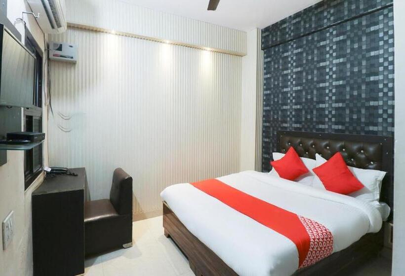 酒店 Oyo 39859 Shiv Ganga Inn