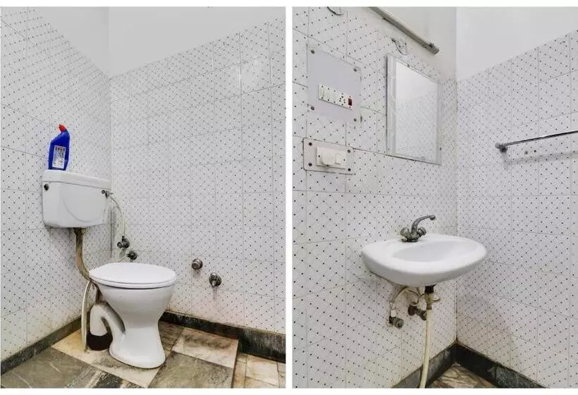 Hotelli Spot On 42133 Hanuman Bagh