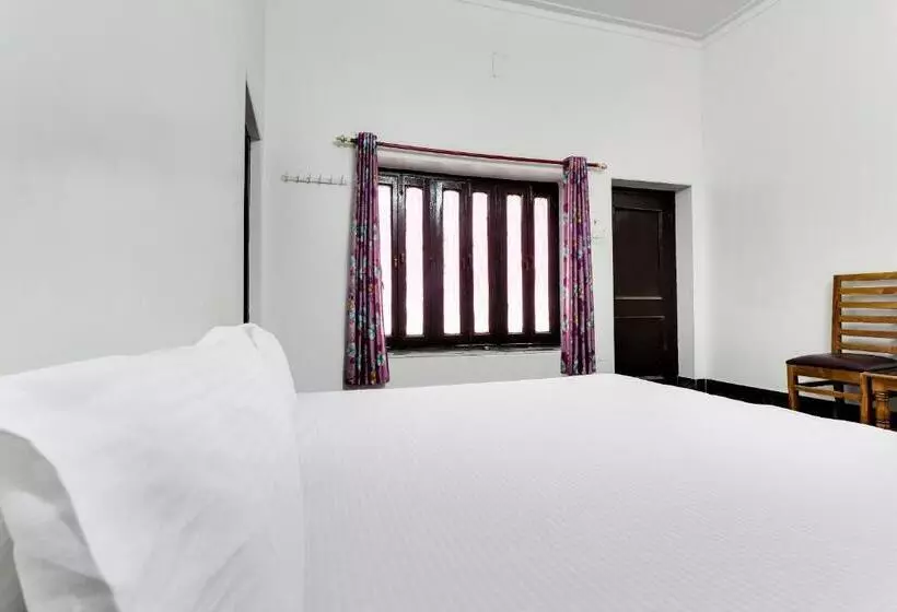 Hotelli Spot On 42133 Hanuman Bagh