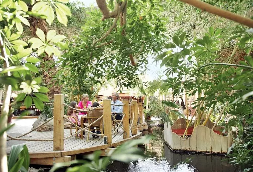 ホテル Bispinger Heide By Center Parcs