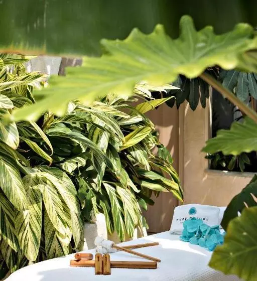 ホテル Bispinger Heide By Center Parcs