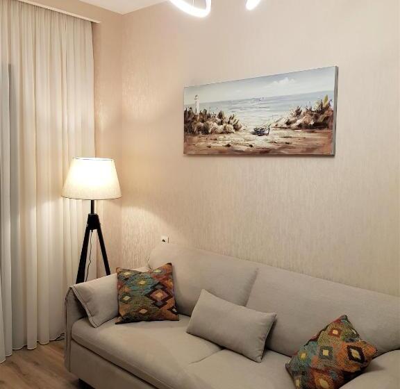 هتل Crystal Resort