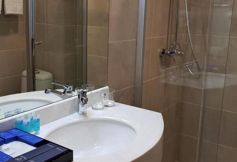 هتل Crystal Resort