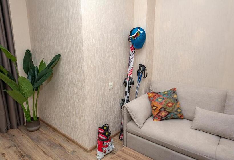 هتل Crystal Resort