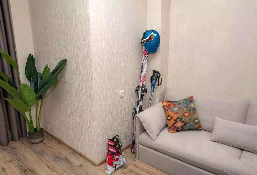 هتل Crystal Resort