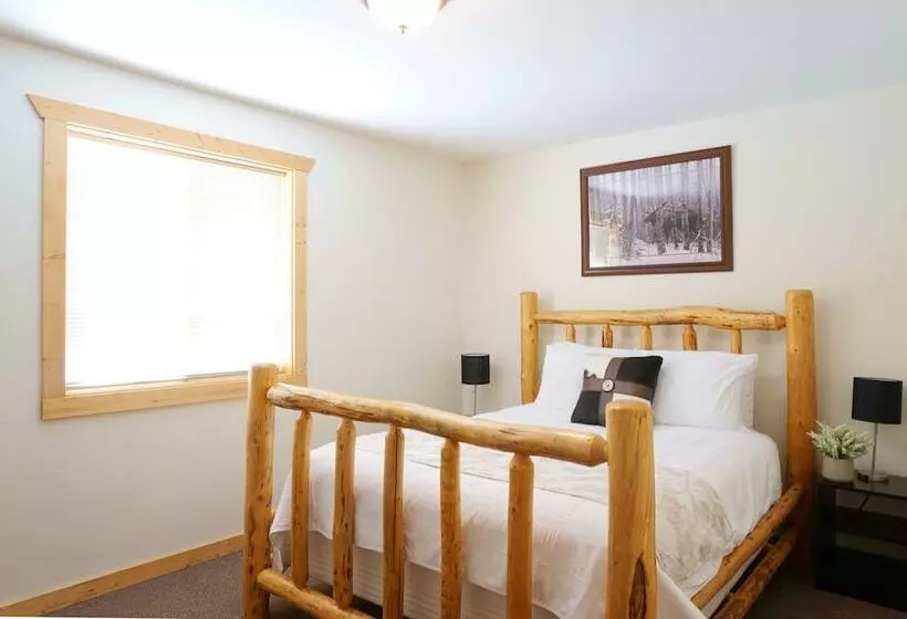 The Aspen Condos