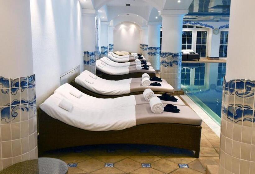 Grand Hotel Du Golf & Palace