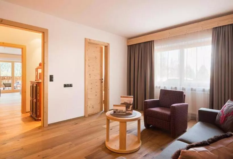 ホテル Alpenblick