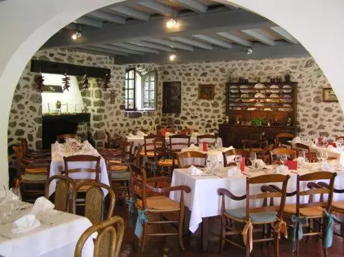 Отель Au Bon Coin