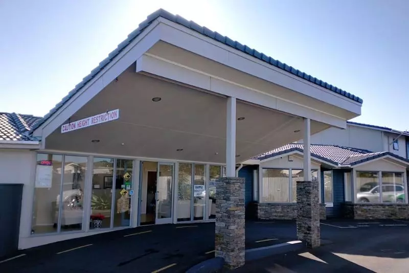 בית מלון כפרי Auckland Airport Lodge