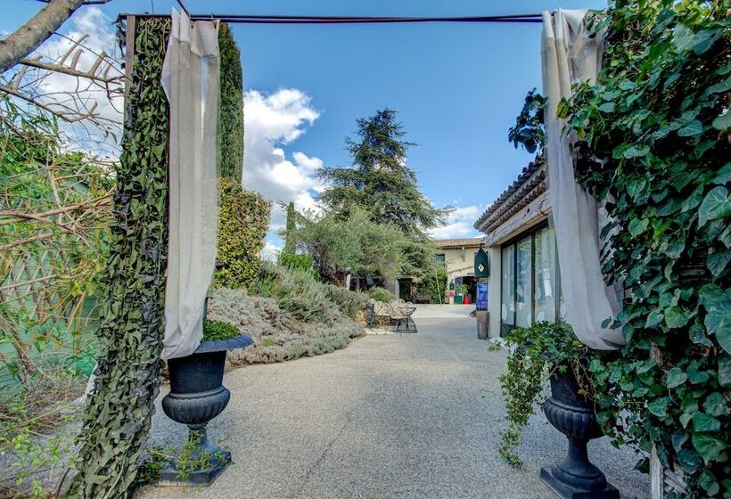 Отель Bastide & Spa  Villa De Lourmarin