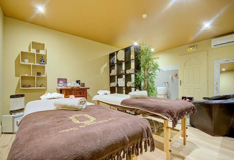 Отель Bastide & Spa  Villa De Lourmarin