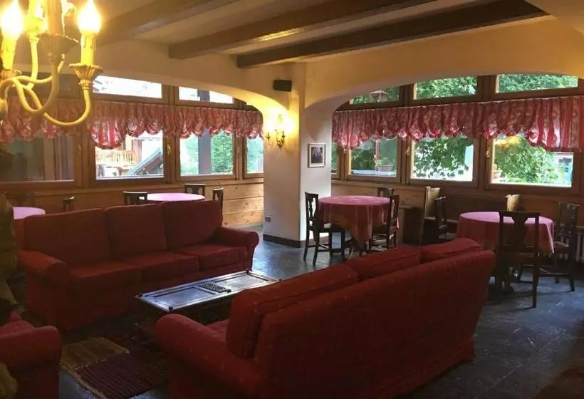 Отель Cristallo