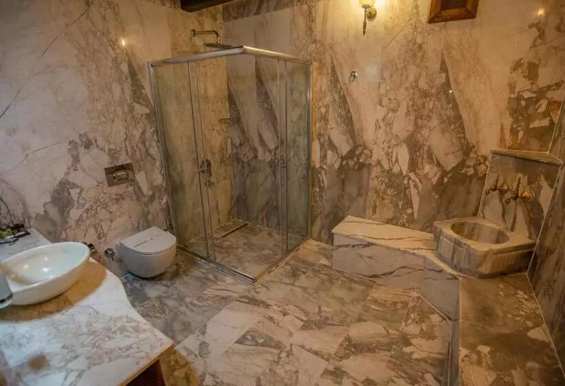 Hotel Divan Cave House