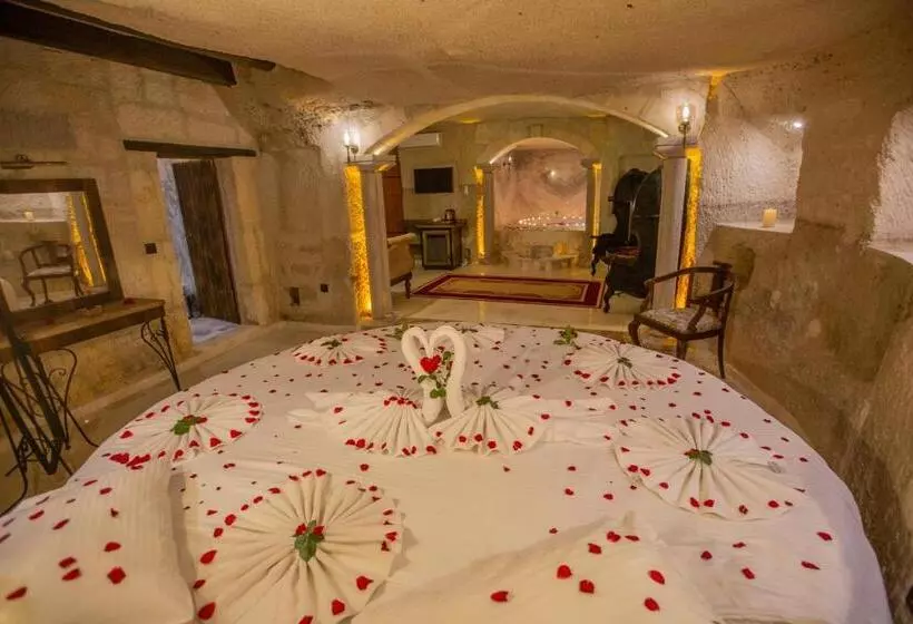 Hotel Divan Cave House