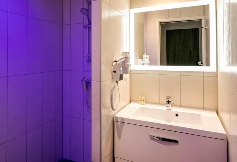 Отель Du Commerce Spa