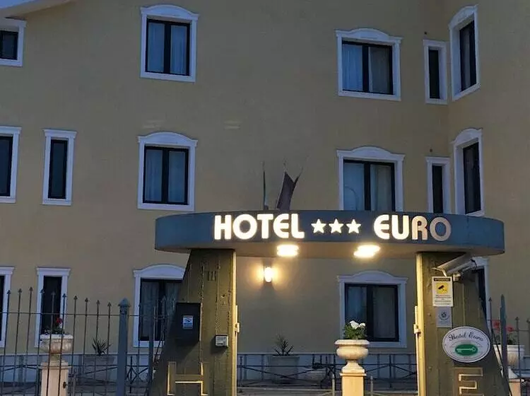 فندق Euro