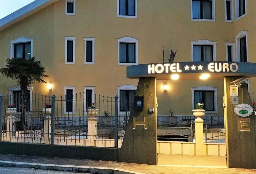 فندق Euro