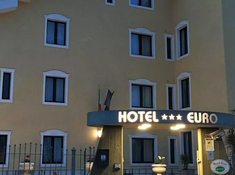 فندق Euro