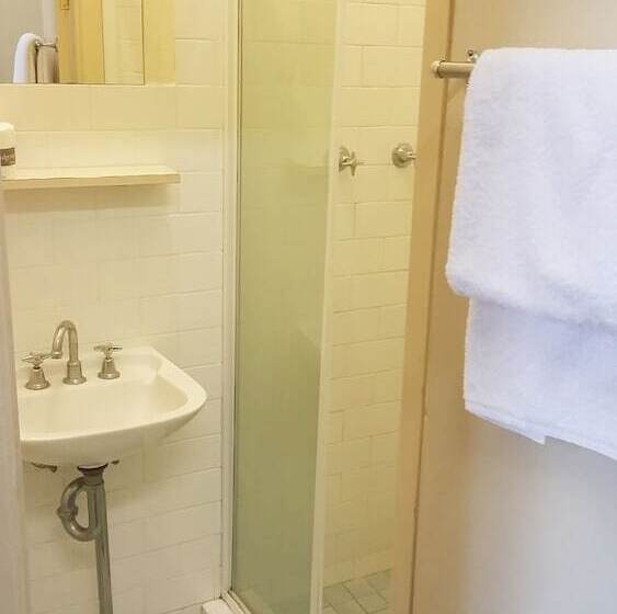 בית מלון כפרי Holiday Lodge