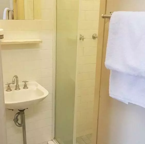 ホテル Holiday Lodge