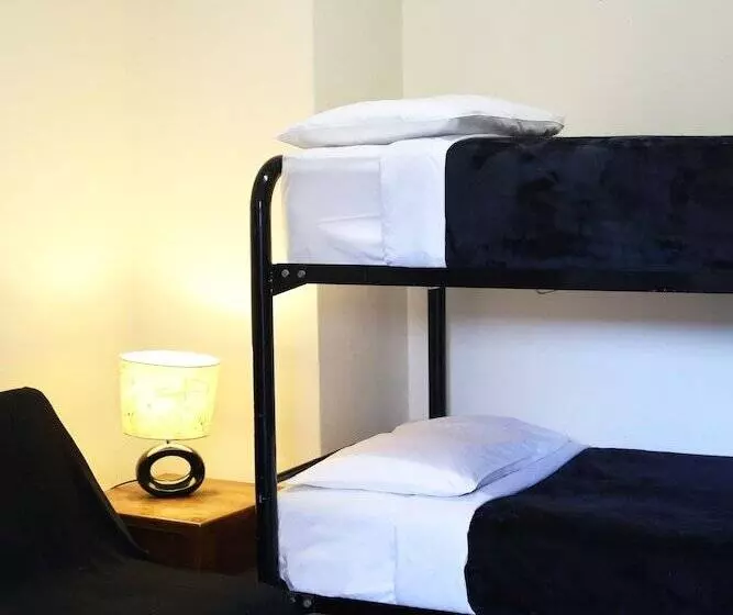 ホテル Holiday Lodge