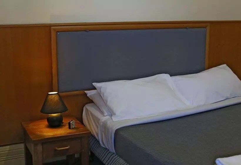 ホテル Holiday Lodge