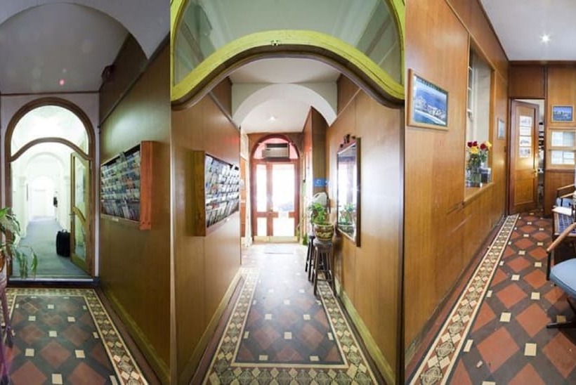 בית מלון כפרי Holiday Lodge