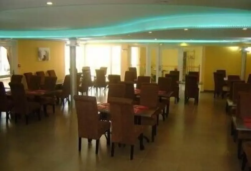 ホテル Hôtel Le Richevaux