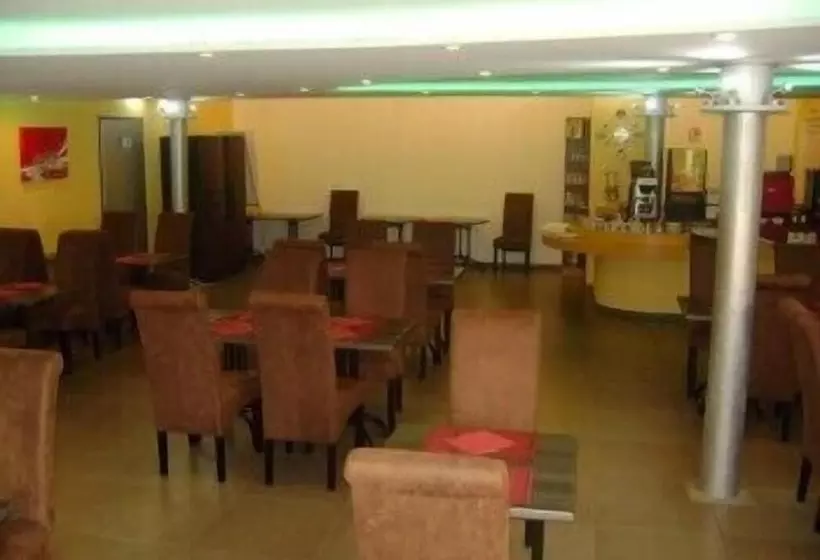 ホテル Hôtel Le Richevaux