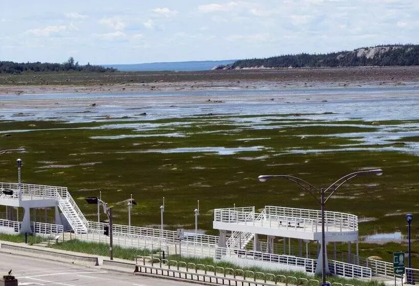 ホテル Hôtel Saint Germain Rimouski