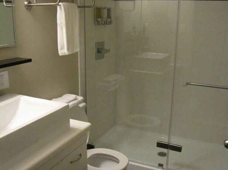 هتل Hôtel Saint Germain Rimouski