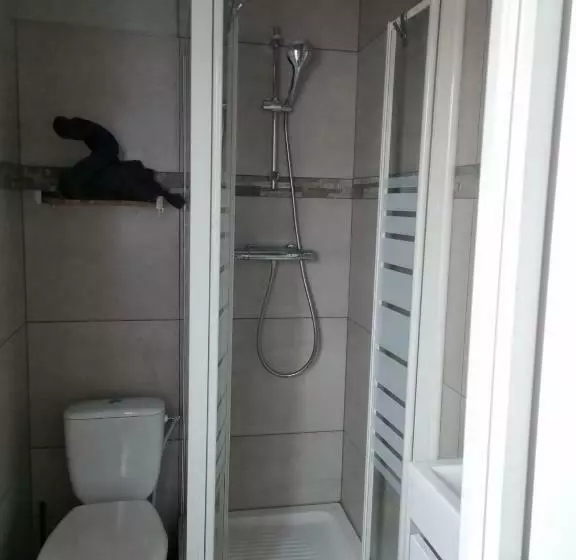 Отель Hôtel Restaurant Du Commerce