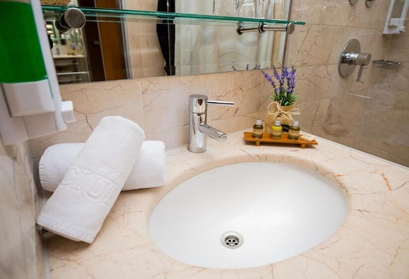 ホテル Lycium Debrecen