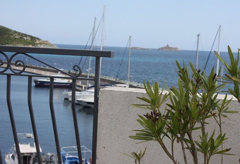 ホテル Marina D'oro