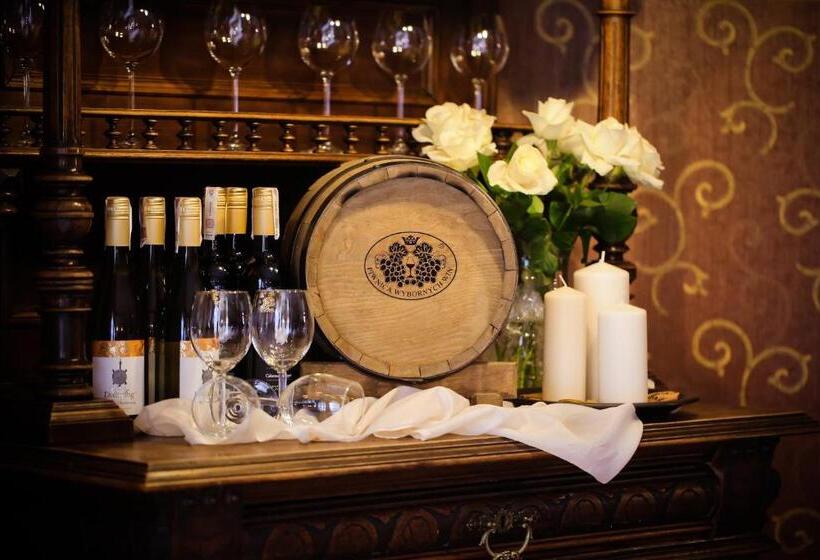 בית מלון כפרי Pod Lipami