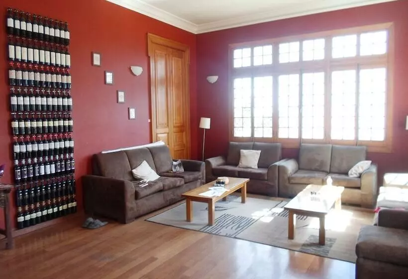 فندق Posada El Castillo